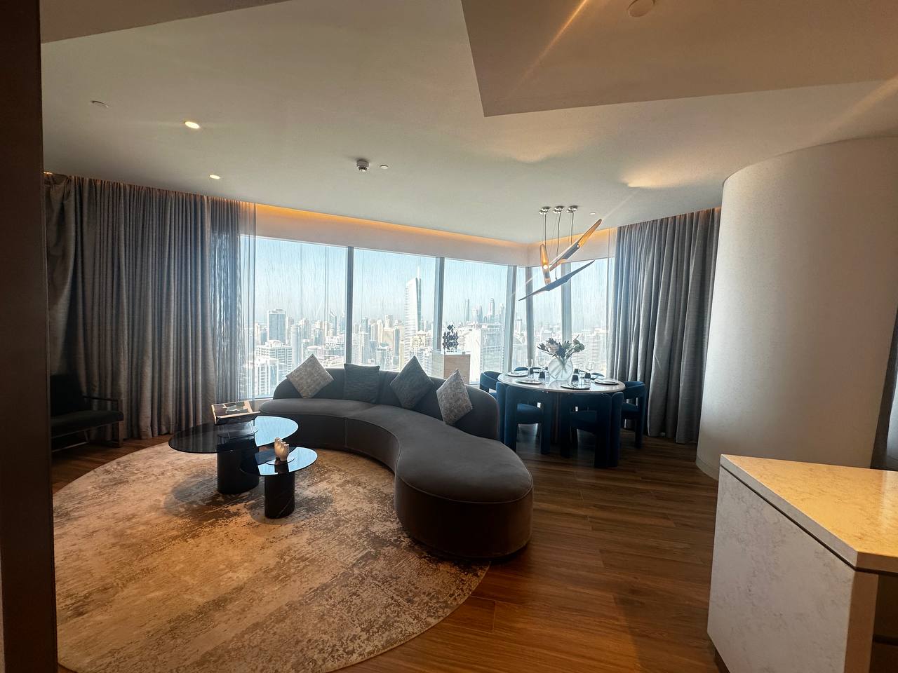 2-bedroom-flat-luxury-for-sale-in-dubai-jlt-so-uptown