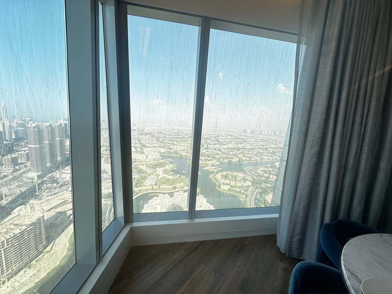 2-bedroom-flat-luxury-for-sale-in-dubai-jlt-so-uptown